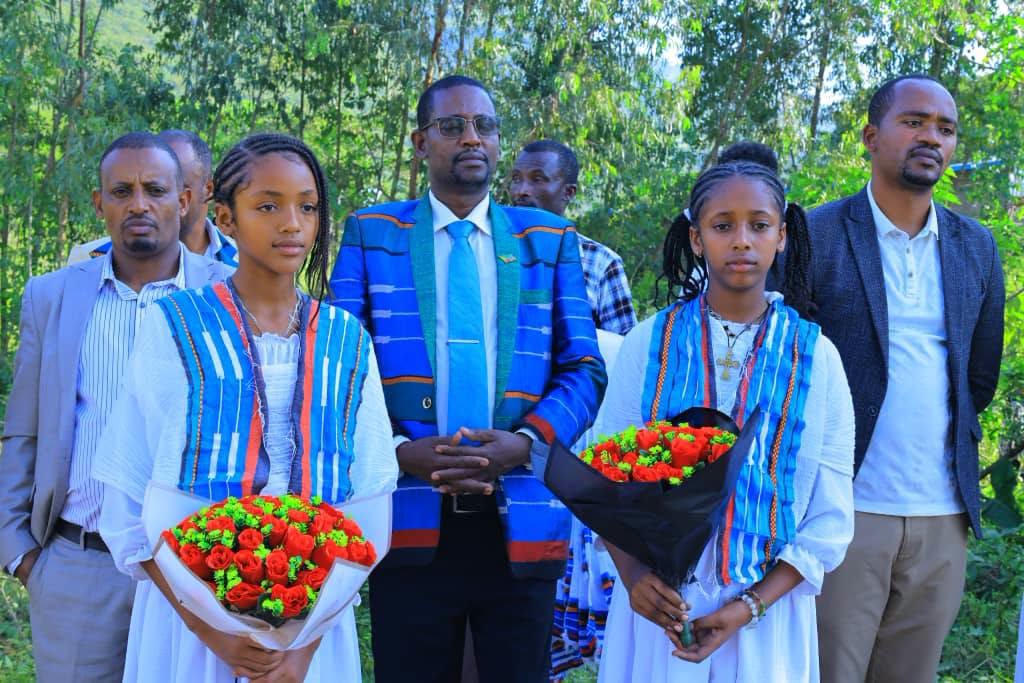 በርዕሰ መስተዳድር አቶ ፍቅሬ አማን የተመራ የክልሉ ከፍተኛ አመራር ለሥራ ጉብኝትና ሕዝባዊ ውይይት ኮንታ ዞን ገባ